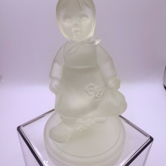 Hummel Other - VTG Goebel M.J Hummel 3.5” Frosted Crystal Statue Fig Floral Girl With Basket